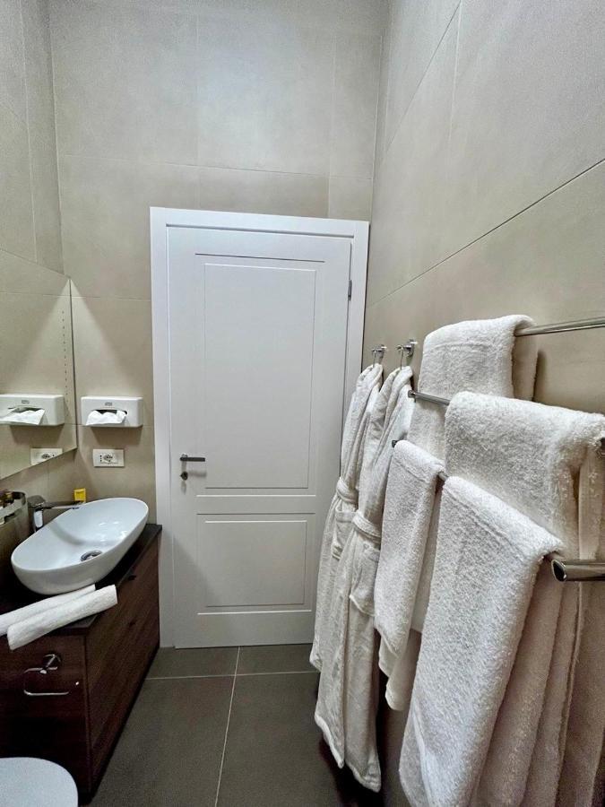 King'S Suite - Quiet And Refined In The Heart Of Milan Extérieur photo